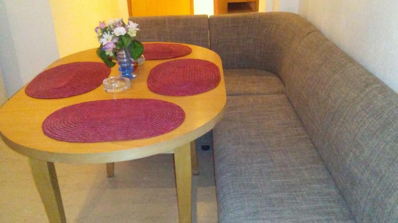 St Paul And Peter'S House Apartment Asproválta Ngoại thất bức ảnh